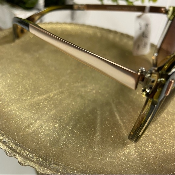 Tahari by Elie Tahari Oversized Slight Cat Eye Sunglasses, Honey Tortoise/Gold - Picture 6 of 10